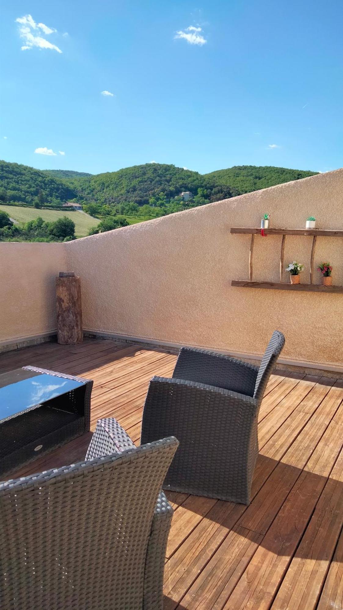 Chambre D'Hotes La Terrasse De Sabatas Chomerac Room photo